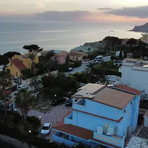 Azzurra Realmonte